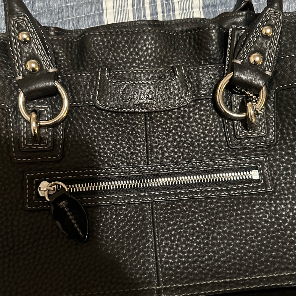 Coach Black Leather Shoulder Bag - Picture 2 of 7